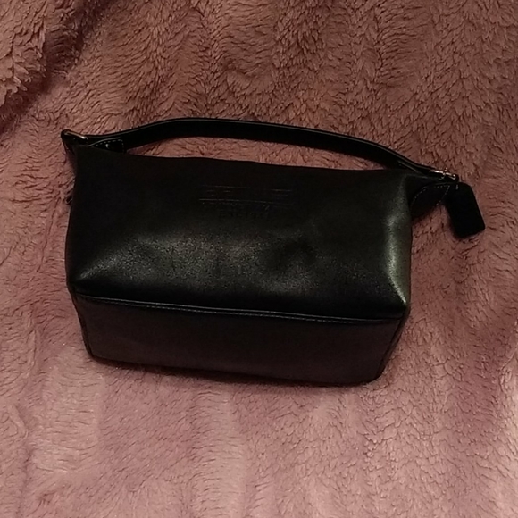 Vintage Authentic small/mini coach black leather handbag - Picture 4 of 8